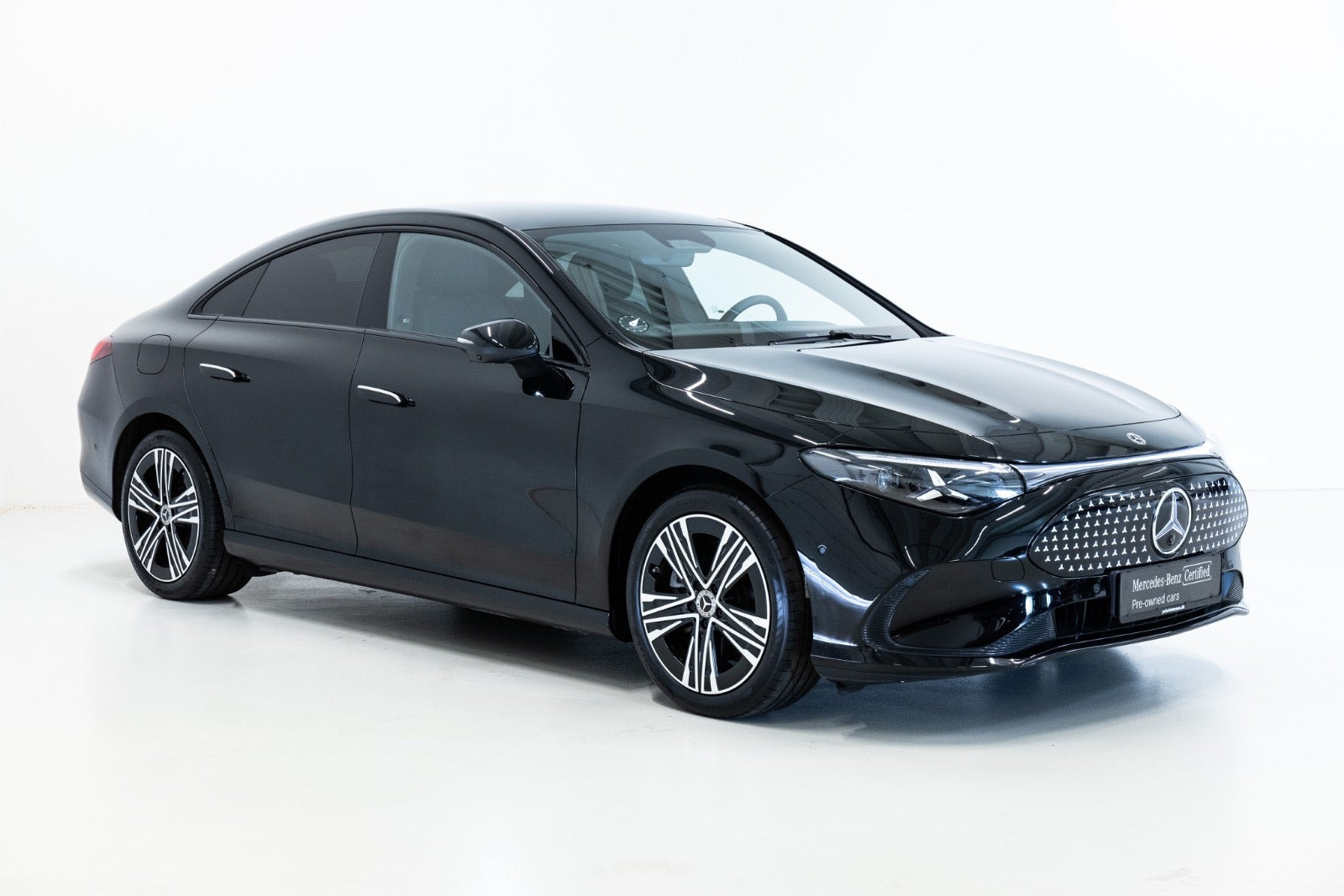 Sort Mercedes CLA250+ fra 2025