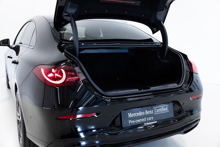Sort Mercedes CLA250+ fra 2025