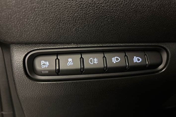 Grå Fiat 500e fra 2023