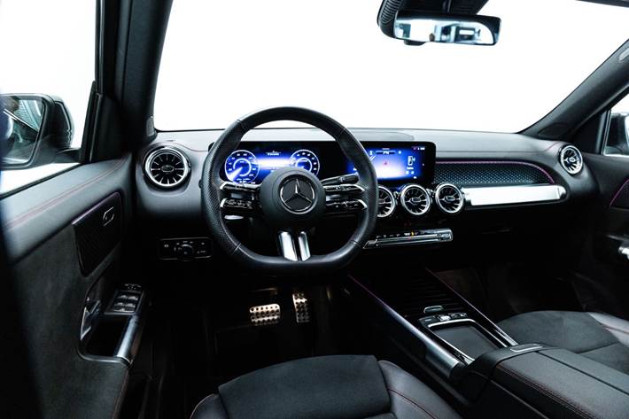 Sort Mercedes EQB250+ fra 2026