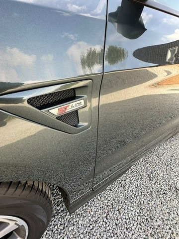 Grøn Ford S-MAX fra 2019