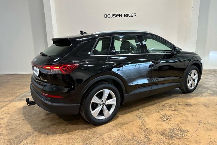 Sort Audi Q4 fra 2023