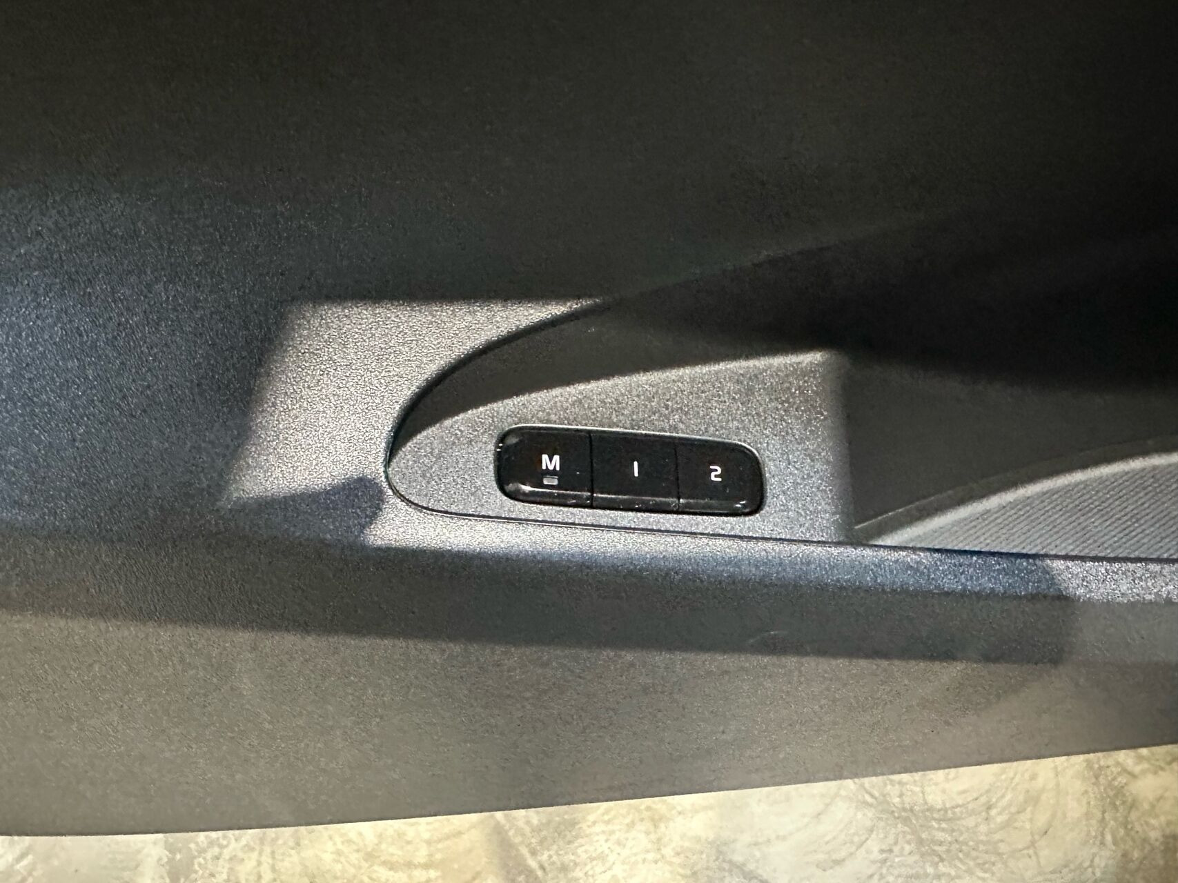 Hvid Polestar 2 fra 2023