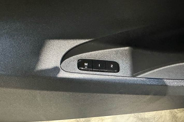 Hvid Polestar 2 fra 2023