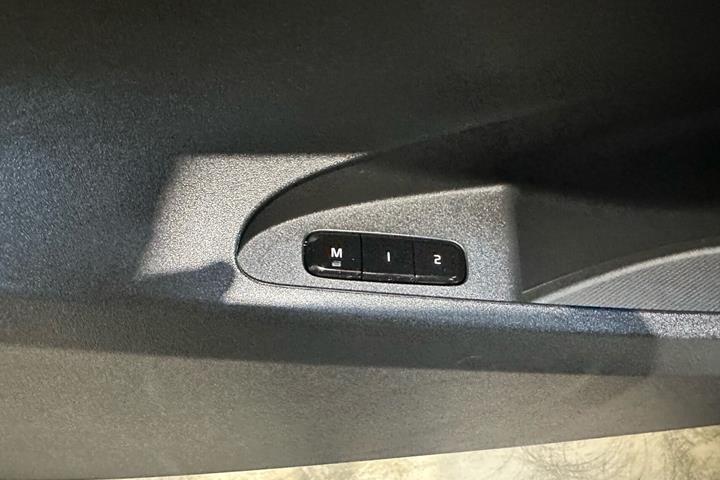 Hvid Polestar 2 fra 2023