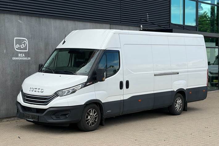 Hvid Iveco Daily fra 2024
