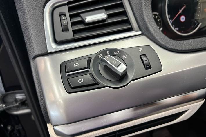 Sort BMW 535d fra 2013