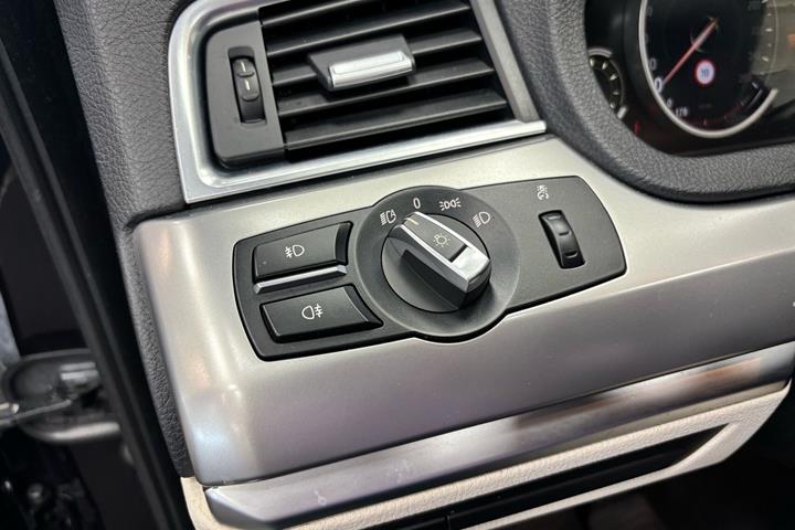 Sort BMW 535d fra 2013