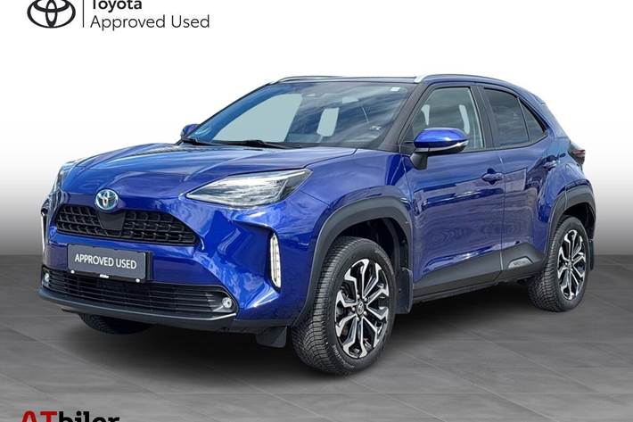 Blå Toyota Yaris Cross fra 2022