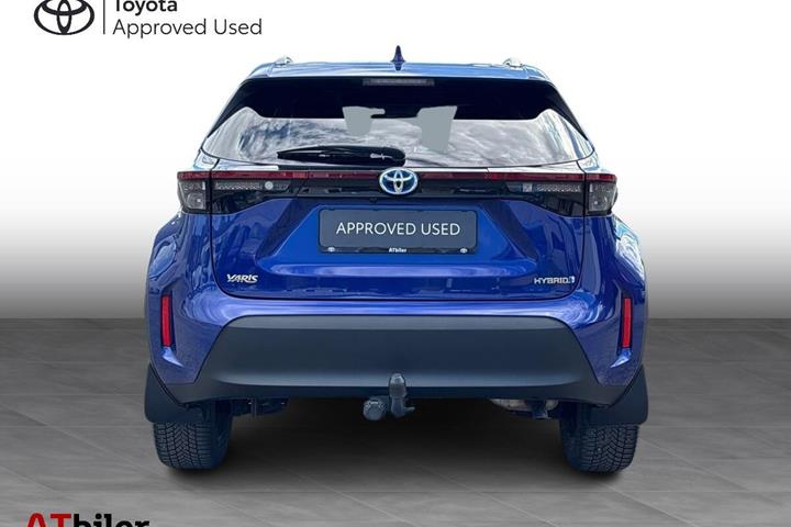 Blå Toyota Yaris Cross fra 2022