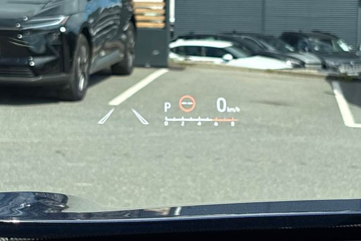 Blå Toyota Yaris Cross fra 2022