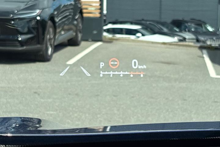 Blå Toyota Yaris Cross fra 2022