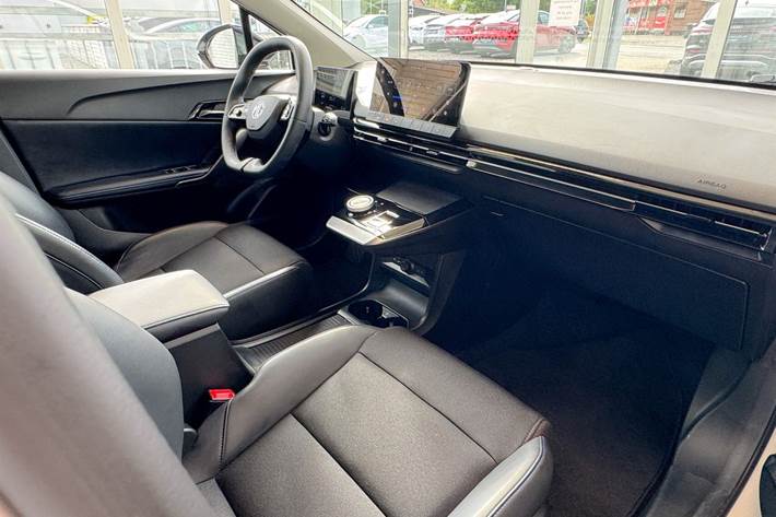 Hvid MG MG4 Electric fra 2025