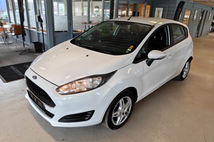 Gul Ford Fiesta fra 2016