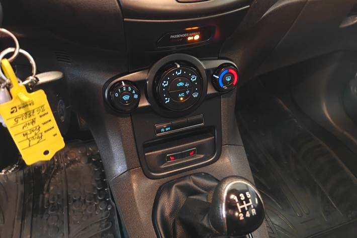 Gul Ford Fiesta fra 2016