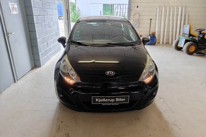 undefined Kia Rio fra 2013