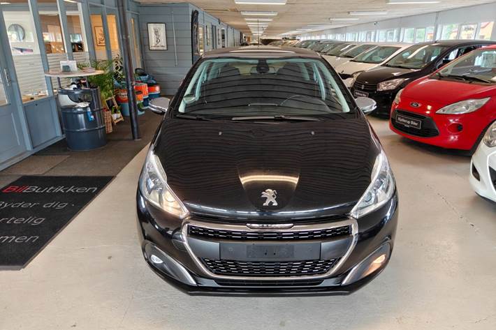 undefined Peugeot 208 fra 2018