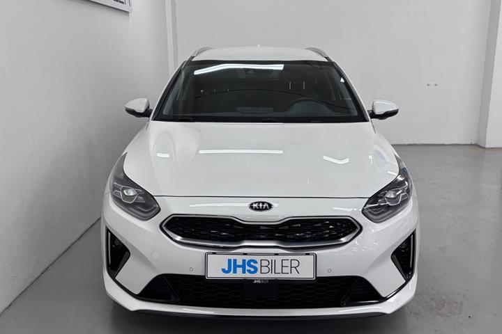 Hvid Kia Ceed fra 2020