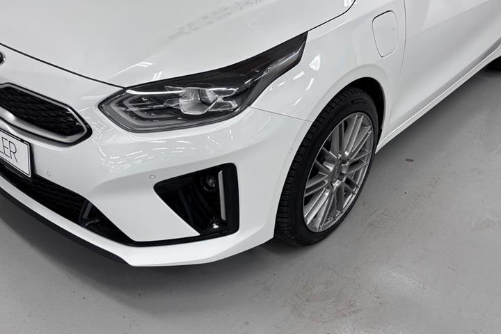 Hvid Kia Ceed fra 2020
