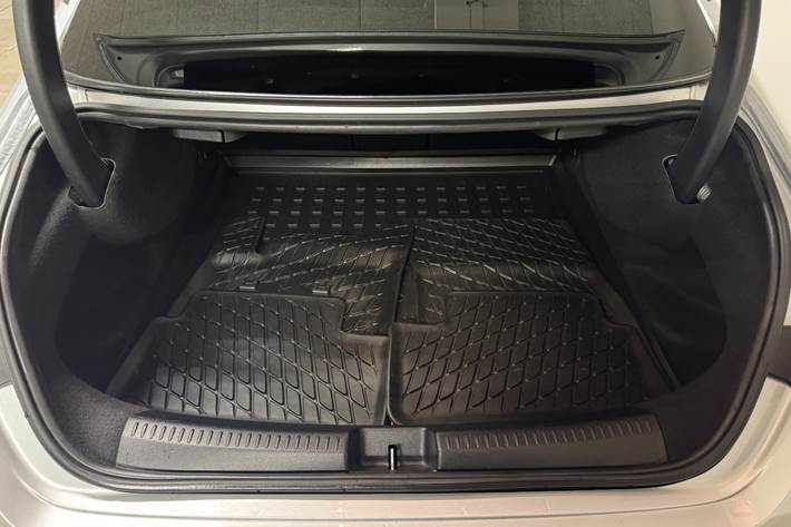 Sølv Mercedes CLA220 d fra 2020