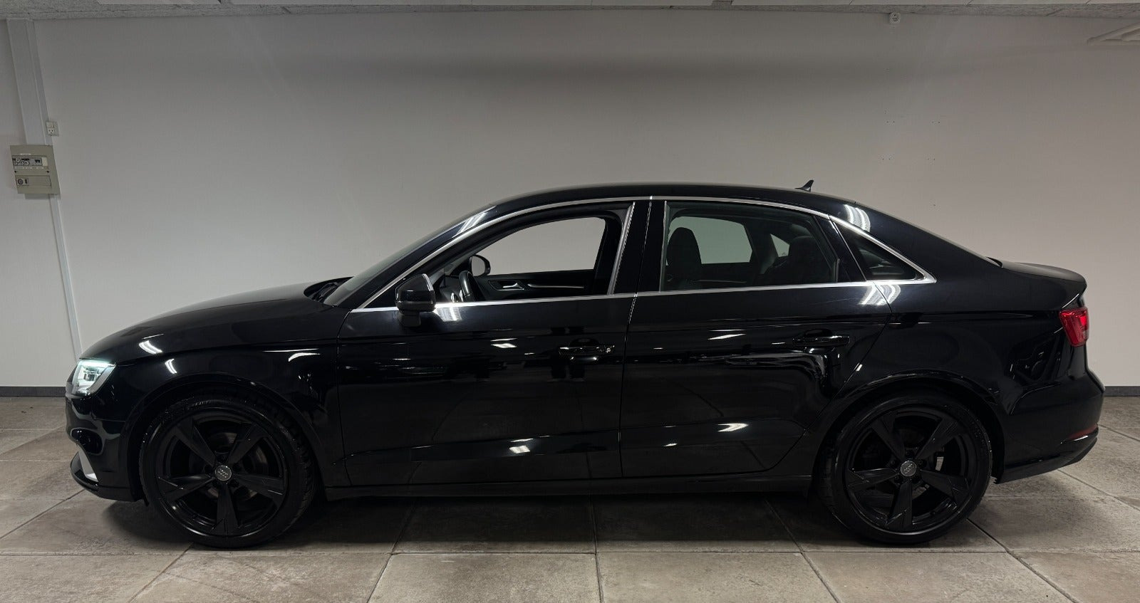 Sort Audi A3 fra 2018