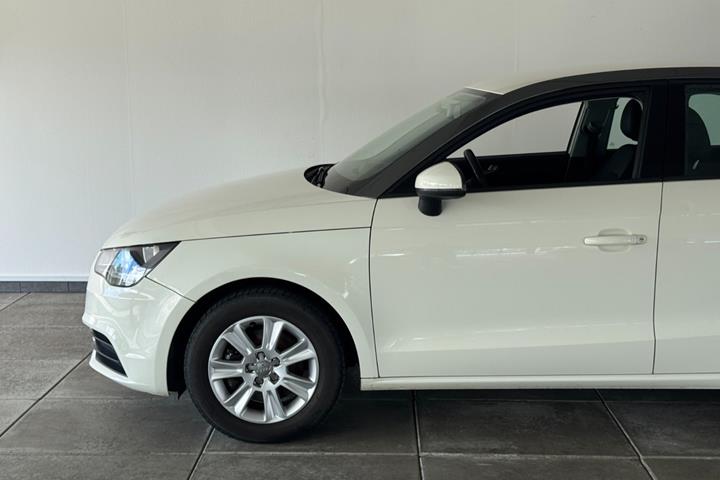 Hvid Audi A1 fra 2014