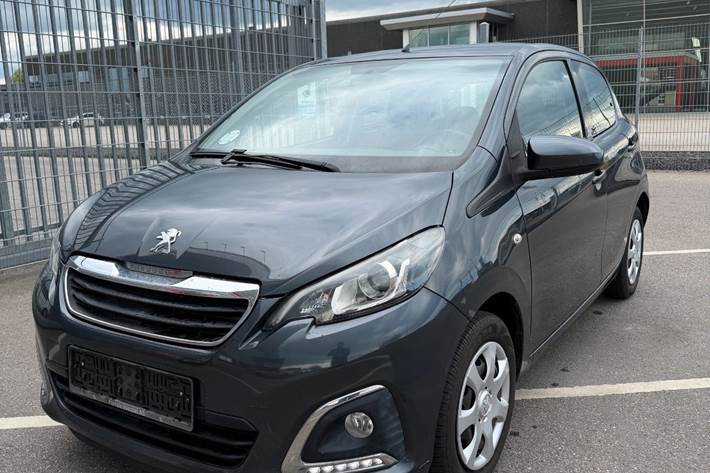 Sort Peugeot 108 fra 2018 set udefra
