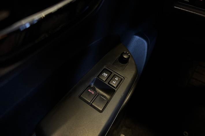 Sort Suzuki Swift fra 2010