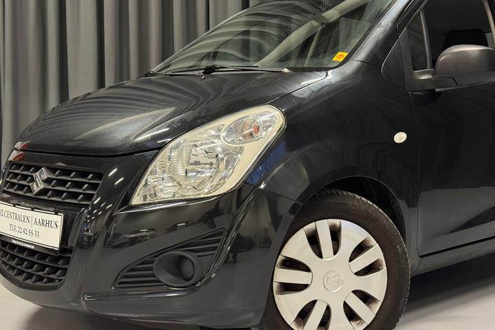 Sort Suzuki Splash fra 2013
