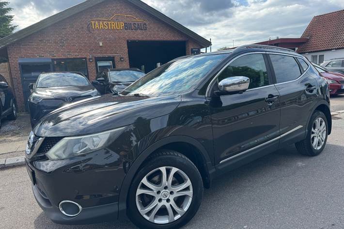 undefined Nissan Qashqai fra 2014 set udefra
