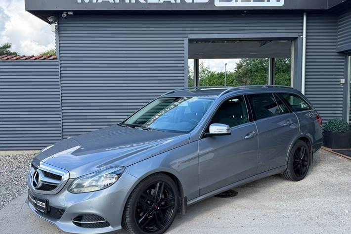 Sølv Mercedes E220 fra 2013