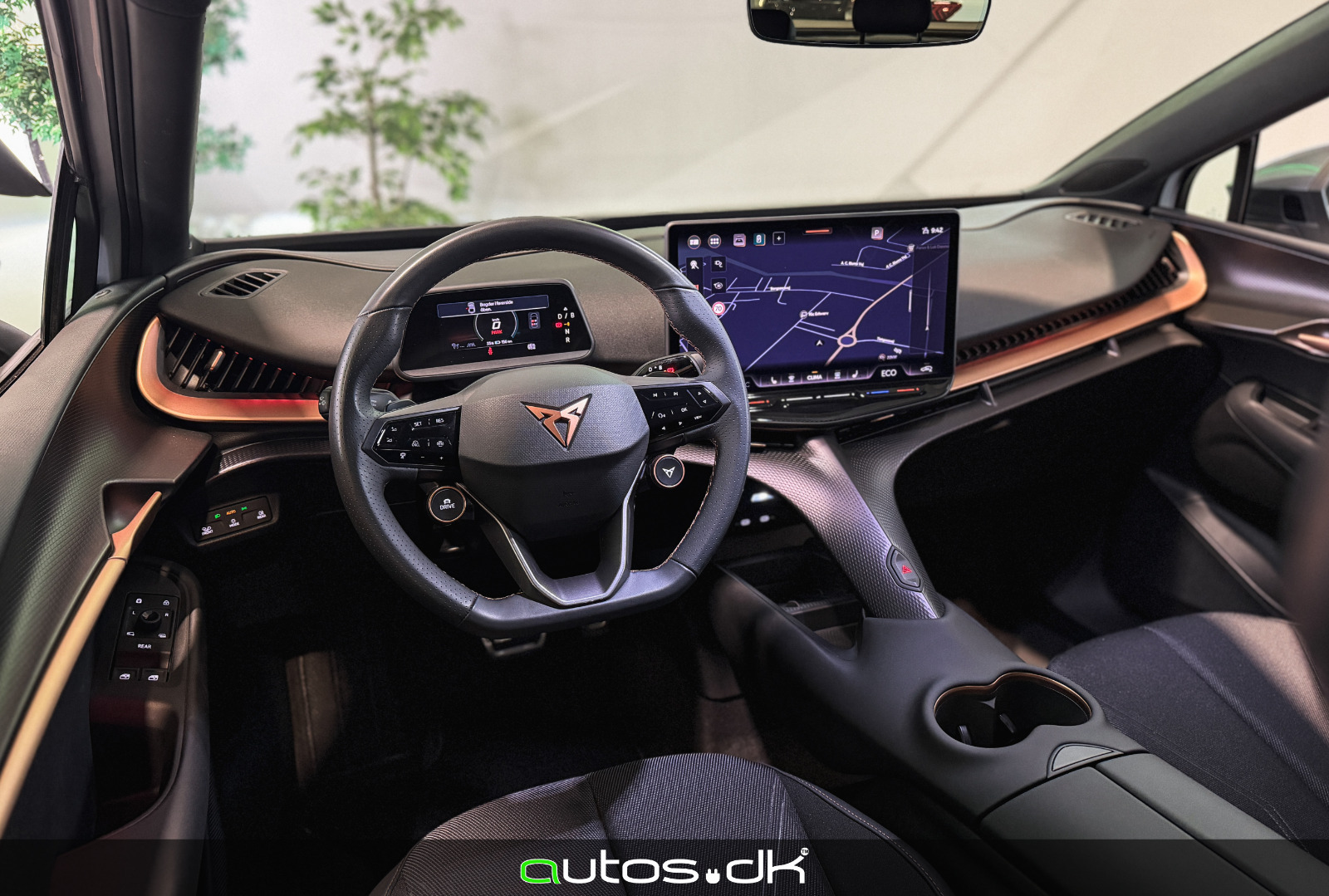 Hvid Cupra Tavascan fra 2025