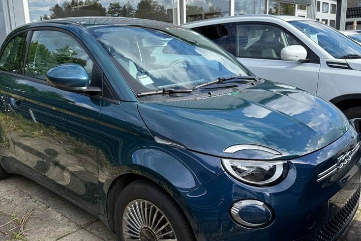 undefined Fiat 500e fra 2023