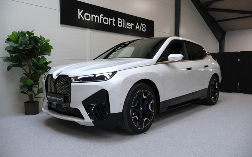 BMW iX xDrive40 M-Sport