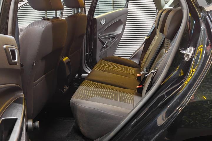 undefined Ford Fiesta fra 2014