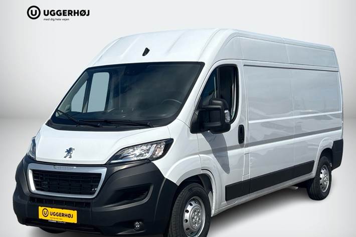 Hvid Peugeot Boxer 435 fra 2025