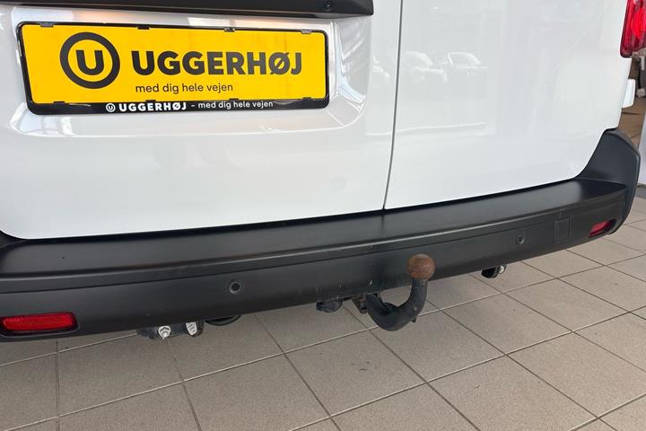 Hvid Peugeot Expert fra 2024