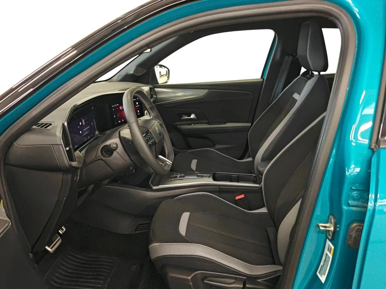 Grøn Opel Mokka-e fra 2025
