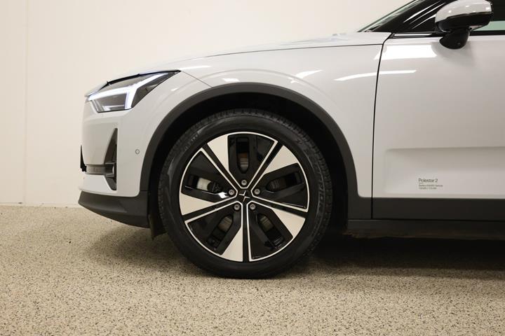 Hvid Polestar 2 fra 2023