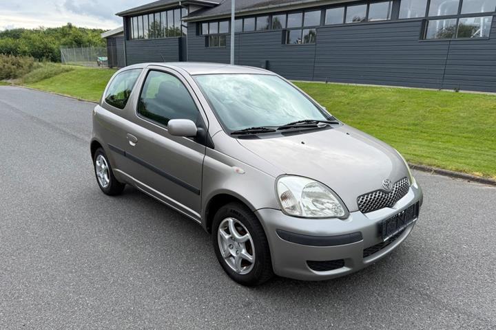undefined Toyota Yaris fra 2003