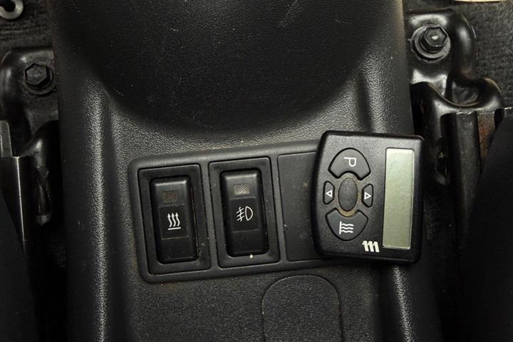 undefined Toyota Yaris Verso fra 2005 set indefra