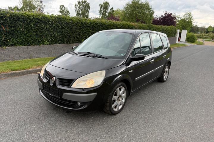 undefined Renault Grand Scenic II fra 2008 set udefra