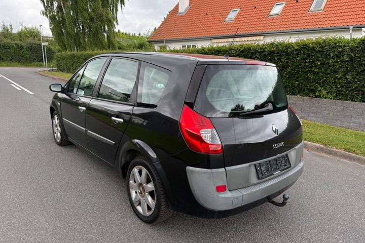 undefined Renault Grand Scenic II fra 2008 set udefra