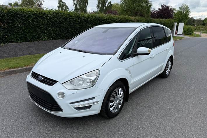 undefined Ford S-MAX fra 2011 set udefra