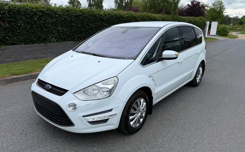 Ford S-MAX 2,0 TDCi 140 Titanium Van