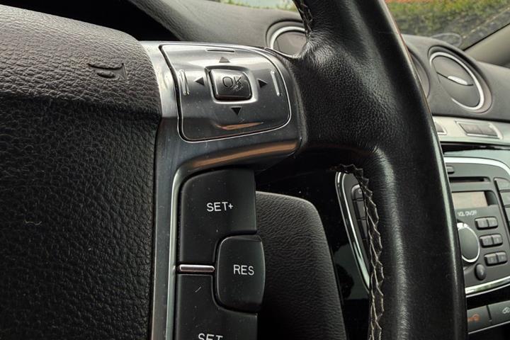undefined Ford S-MAX fra 2011
