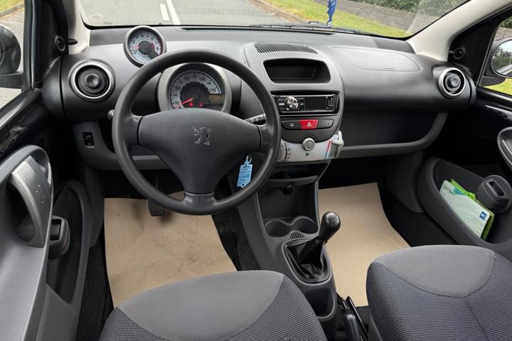 undefined Peugeot 107 fra 2009