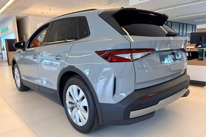 Grå Skoda Elroq fra 2026