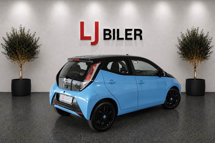 undefined Toyota Aygo fra 2015