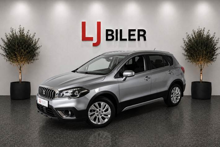Grå Suzuki S-Cross fra 2016 set udefra